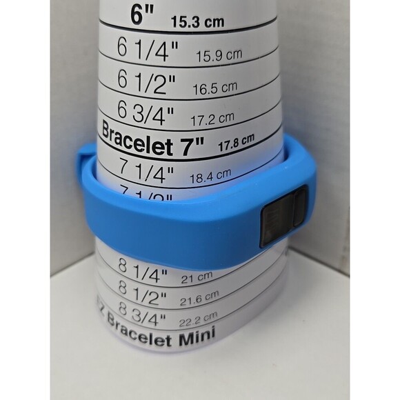 Garmin Vivofit Jr 2 Watch Activity Tracker Heart New Battery Comes With 2 Bands - Picture 7 of 11